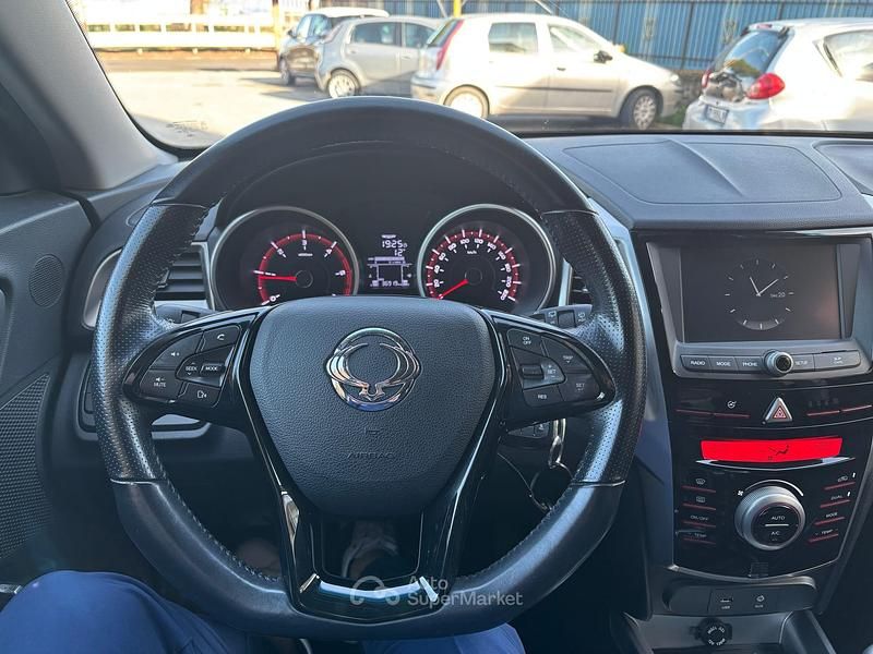 Usata Ssangyong (KGM) Tivoli 114 CV (83 kW) 2020 SUV