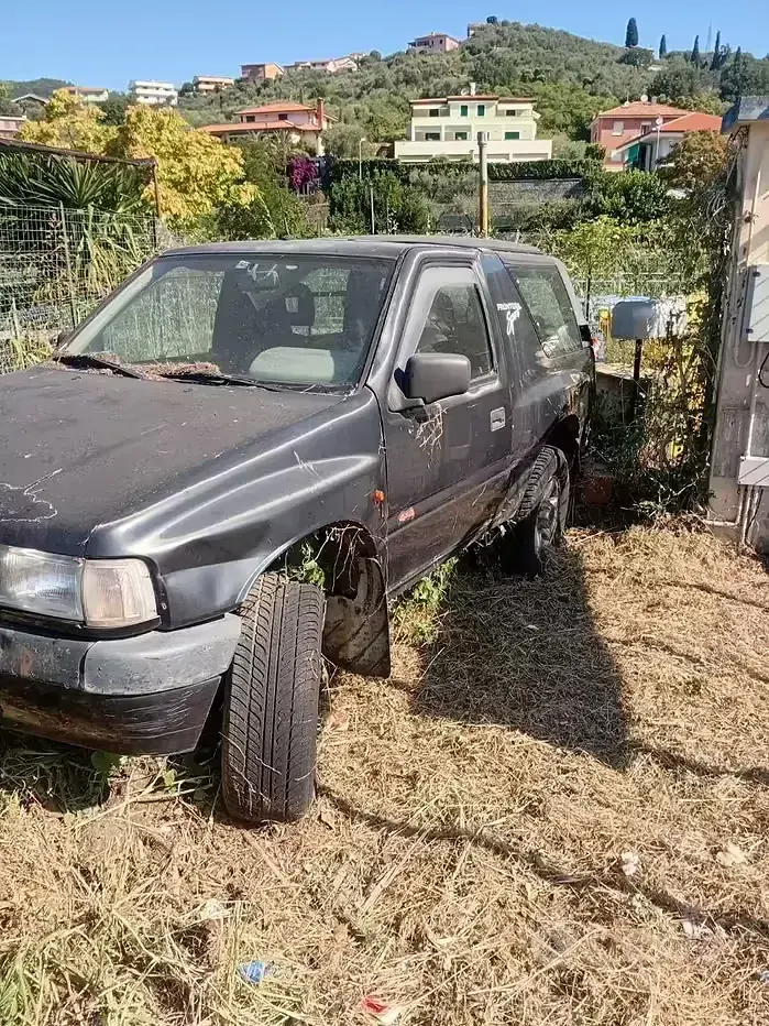 Usata Opel Frontera 136 CV (100 kW) 1999 Grigio SUV