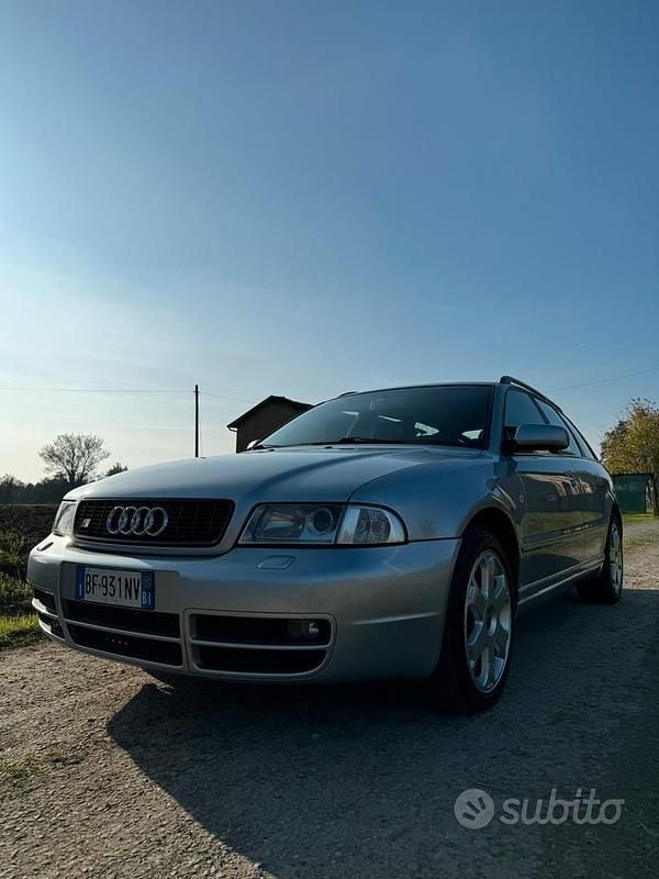 Usata Audi S4 265 CV (194 kW) 1999 Grigio Station wagon