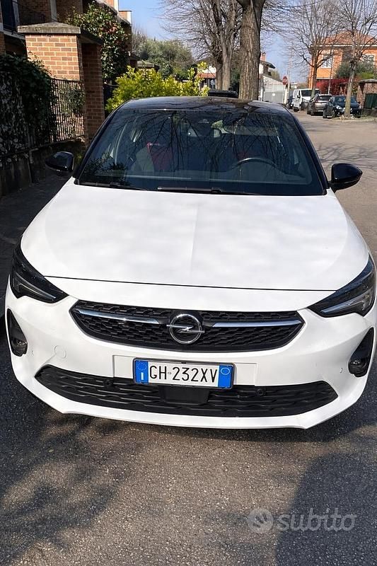 Usata Opel Corsa GS Line 131 CV (96 kW) 2022 Utilitaria