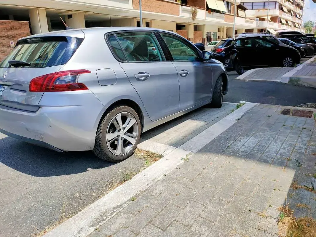 Usata Peugeot 308 S 131 CV (96 kW) 2018 Grigio Berlina