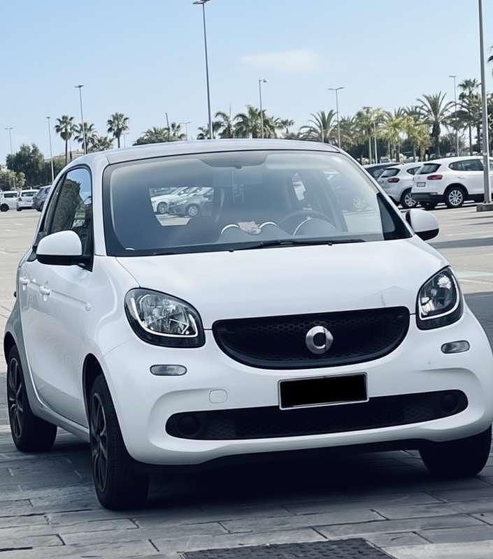 Usata 2019 Smart ForFour Passion Utilitaria | 8000 € (Super prezzo) - Immagine 1/4