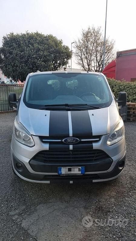 Usata Ford Transit Custom 155 CV (114 kW) 2015 Grigio Monovolume
