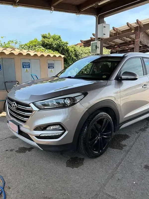 Usata Hyundai Tucson Xpossible 141 CV (103 kW) 2017 SUV