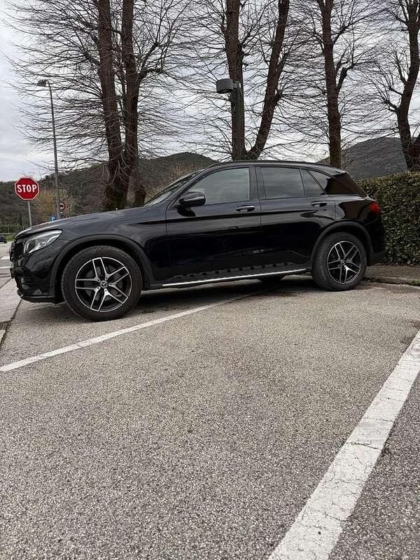 Usata Mercedes GLC250 Exclusive 204 CV (150 kW) 2017 Nero SUV