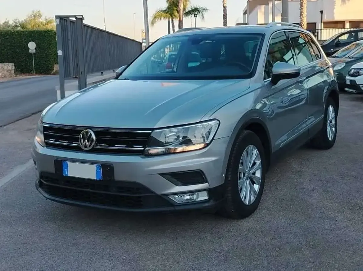 Usata VW Tiguan Style 150 CV (110 kW) 2016 Argento SUV