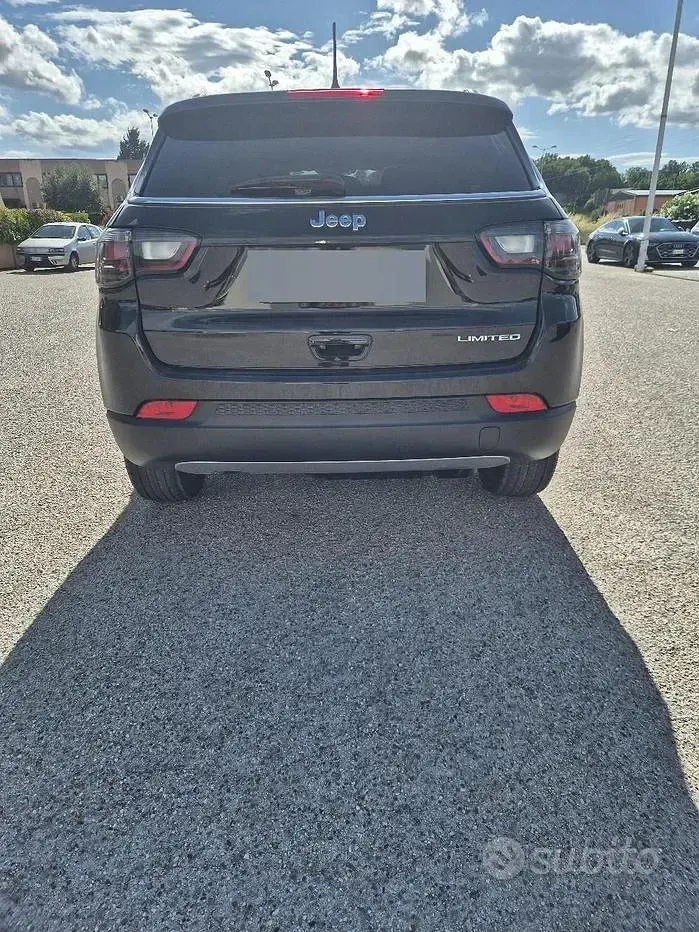 Usata Jeep Compass 131 CV (96 kW) 2023 Nero SUV