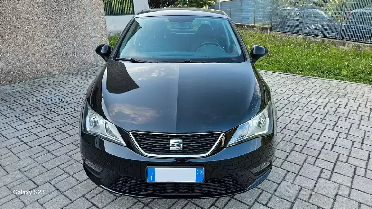 Usata Seat Ibiza Business 75 CV (55 kW) 2015 Nero Berlina