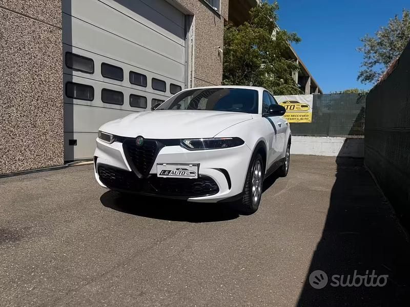 Usata Alfa Romeo Tonale Sprint 131 CV (96 kW) 2022 Bianco SUV