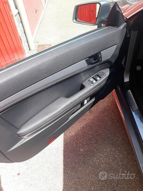 Usata Mercedes E220 2013 Grigio Coupé