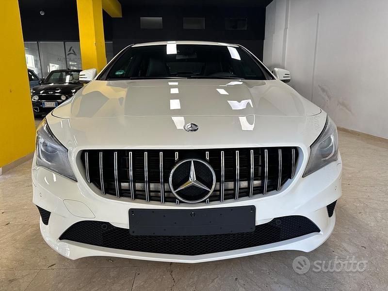 Usata Mercedes CLA220 Premium 176 CV (129 kW) 2015 Bianco Berlina