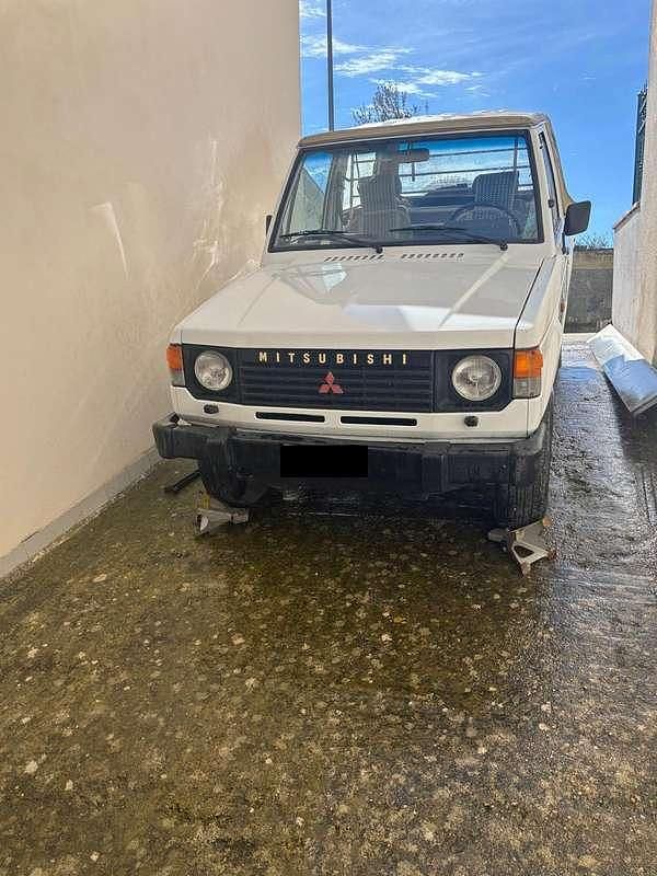 Usata Mitsubishi Pajero 84 CV (61 kW) 1985 Bianco SUV