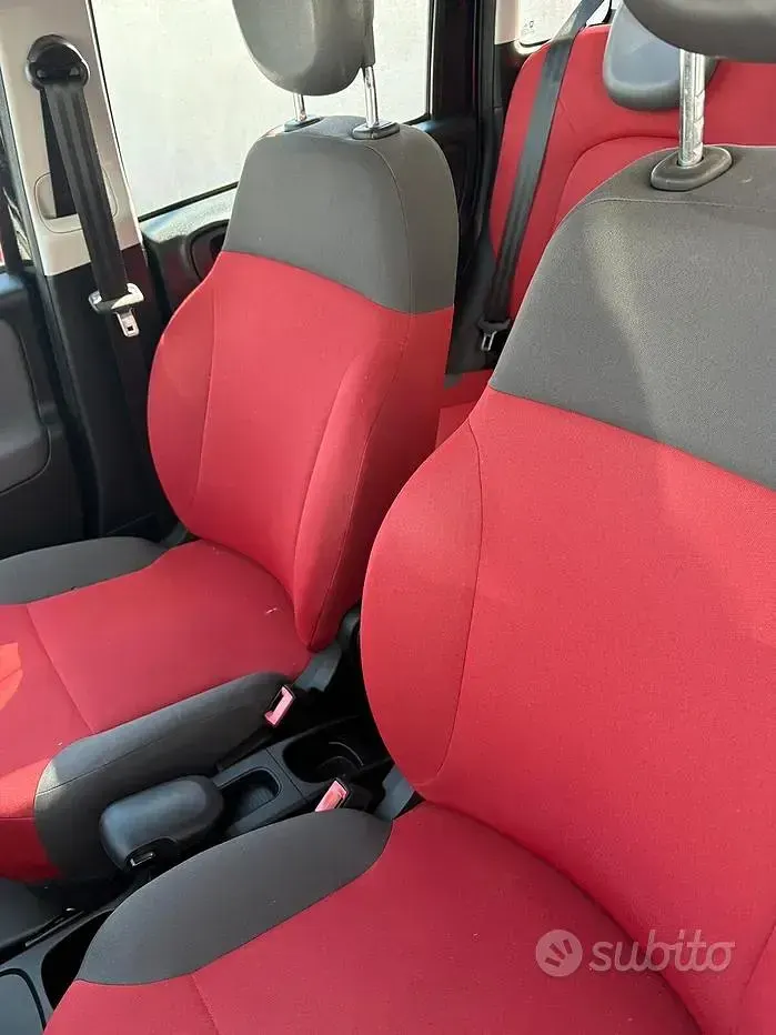 Usata Fiat Panda Emotion 69 CV (50 kW) 2012 Bianco Utilitaria