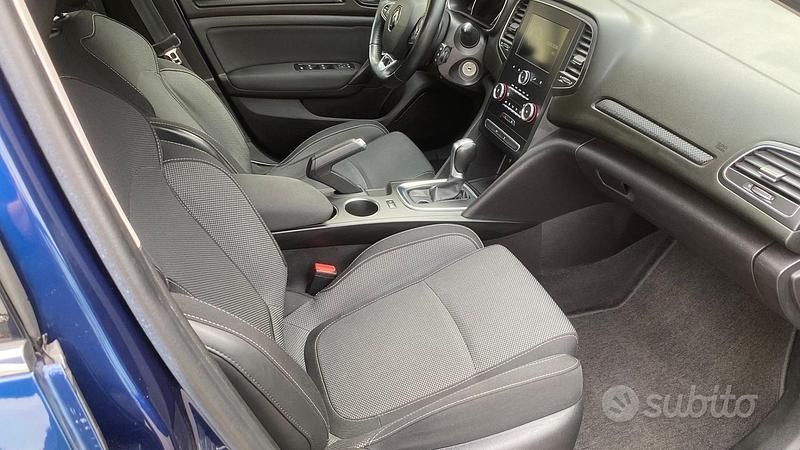 Usata Renault Mégane GrandTour 115 CV (84 kW) 2020 Blu Station wagon