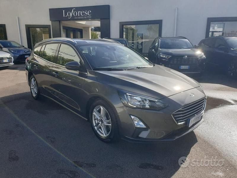 Usata Ford Focus Business Edition 120 CV (88 kW) 2020 Grigio scuro metallizzato Station wagon
