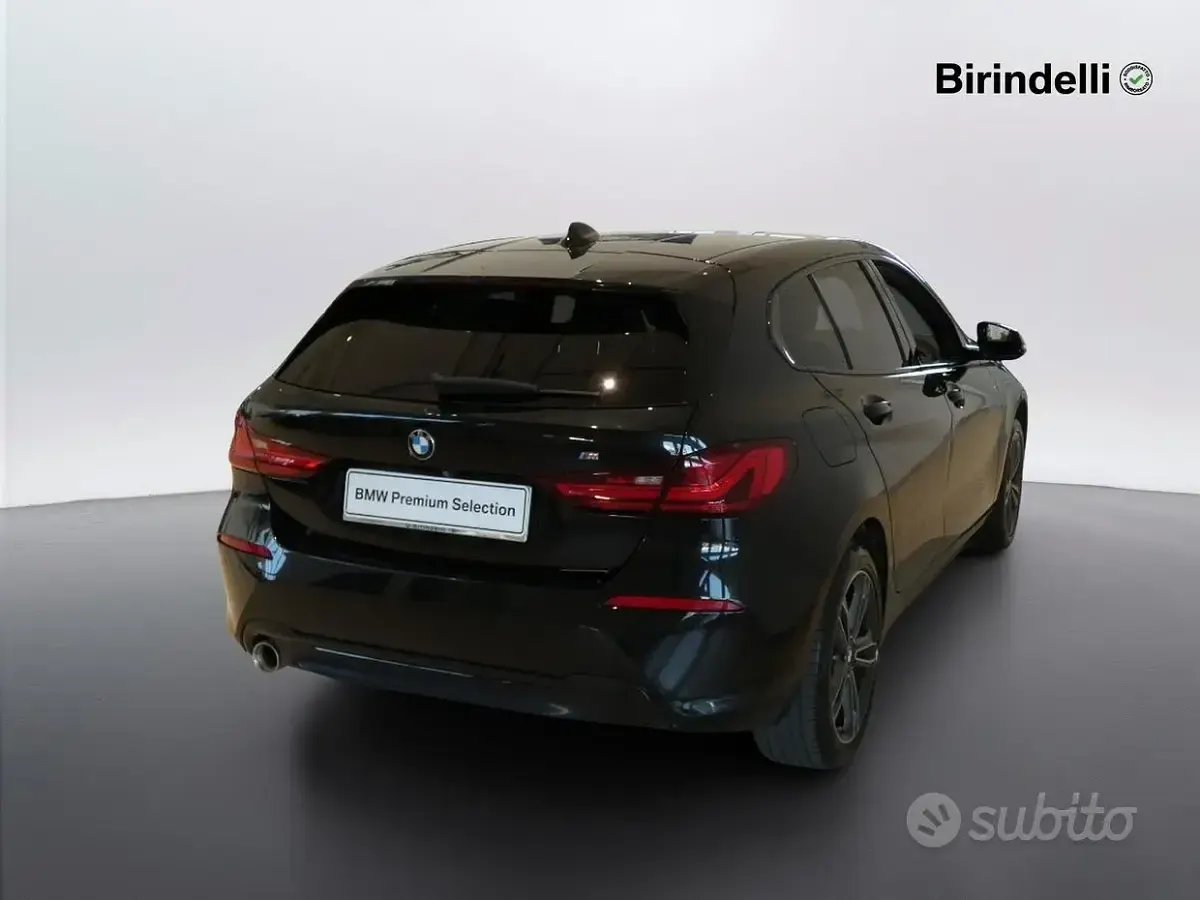 Usata BMW 118 Sport Line 140 CV (102 kW) 2019 Nero Utilitaria