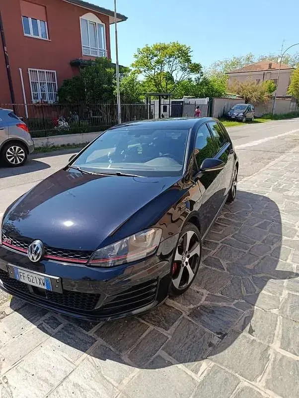 Usata VW Golf VII GTI 230 CV (169 kW) 2016 Berlina