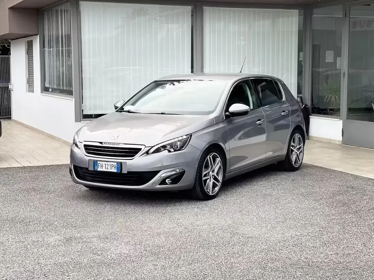 Usata Peugeot 308 120 CV (88 kW) 2017 Grigio Berlina