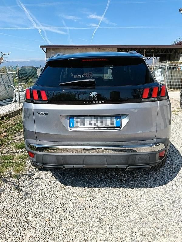 Usata Peugeot 3008 2018 Grigio SUV