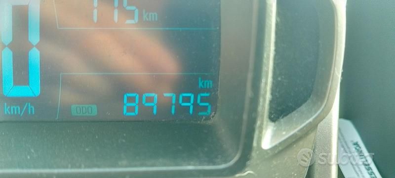 Usata Chevrolet Aveo 86 CV (63 kW) 2012 Nero Berlina