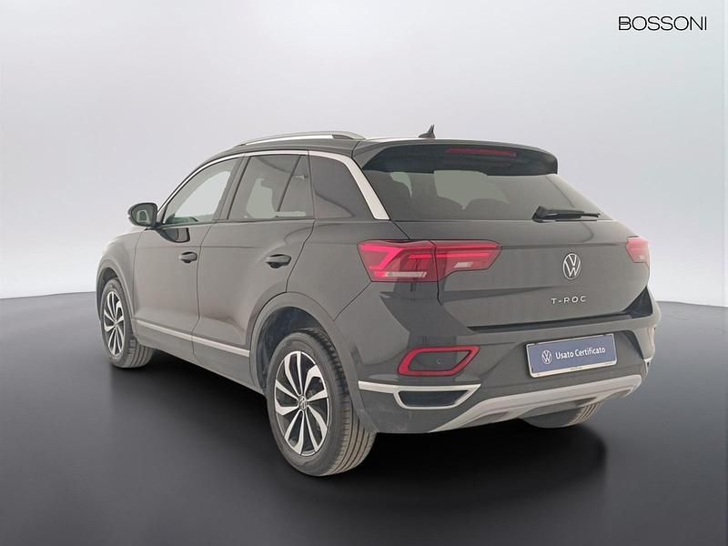 Usata VW T-Roc Style 150 CV (110 kW) 2023 Nero SUV