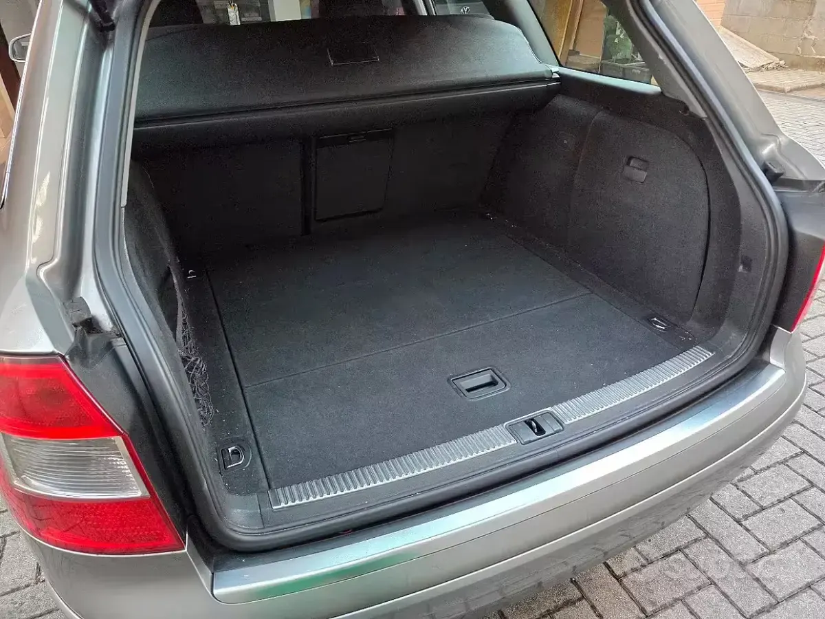 Usata Audi A4 131 CV (96 kW) 2003 Grigio Station wagon