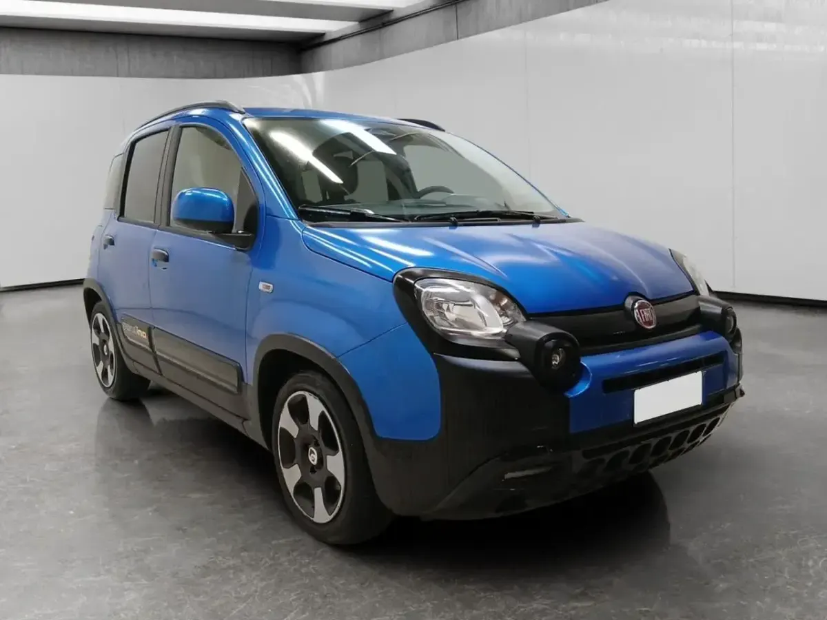Usata Fiat Panda Cross Cross 70 CV (51 kW) 2025 Blu Utilitaria