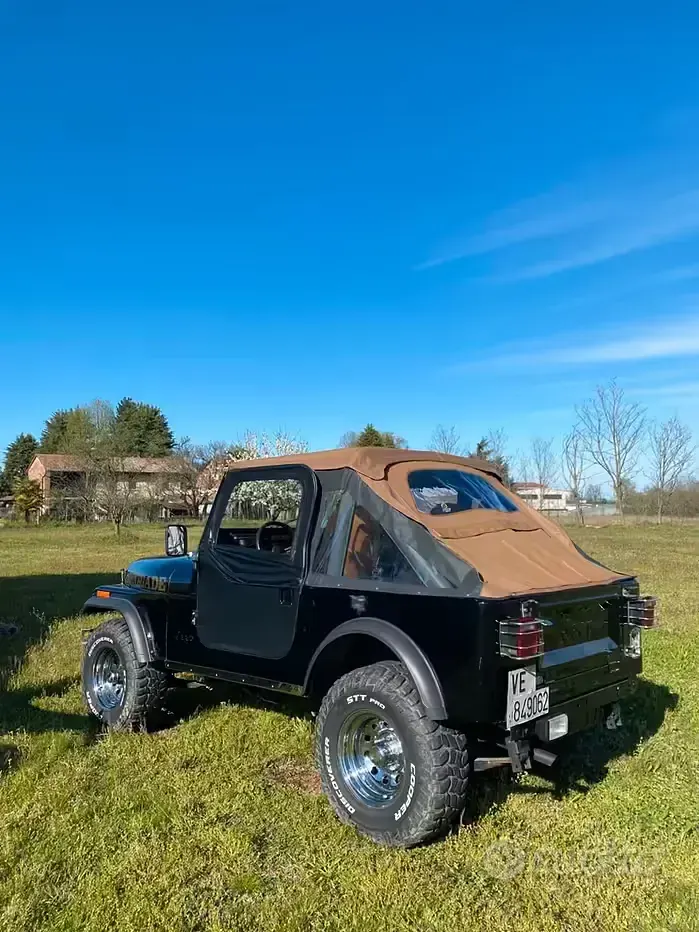 Usata Jeep CJ 1980 Nero SUV