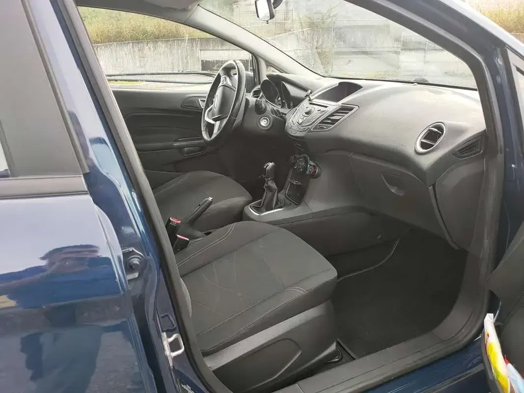 Usata Ford Fiesta 80 CV (58 kW) 2014 Utilitaria