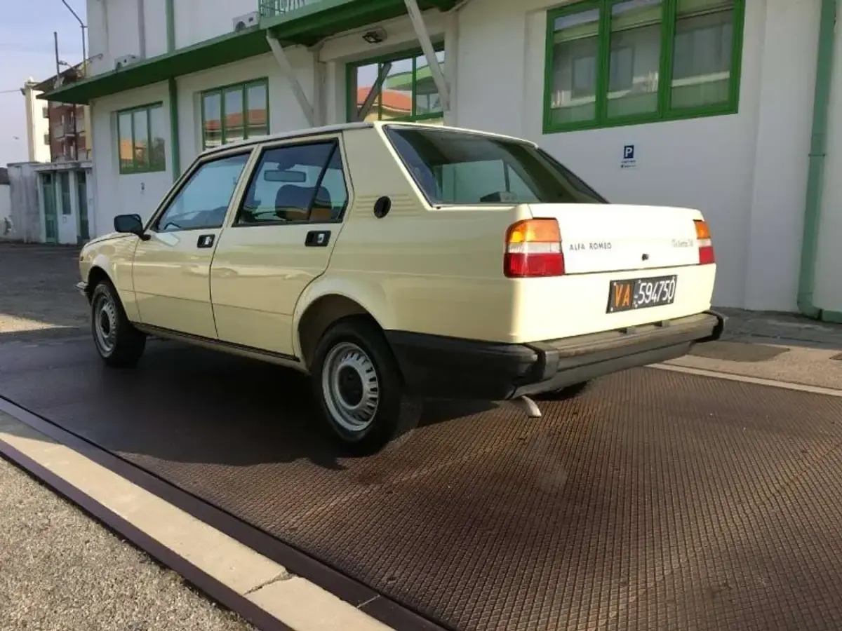 Usata Alfa Romeo Giulietta 109 CV (80 kW) 1979 Other Berlina