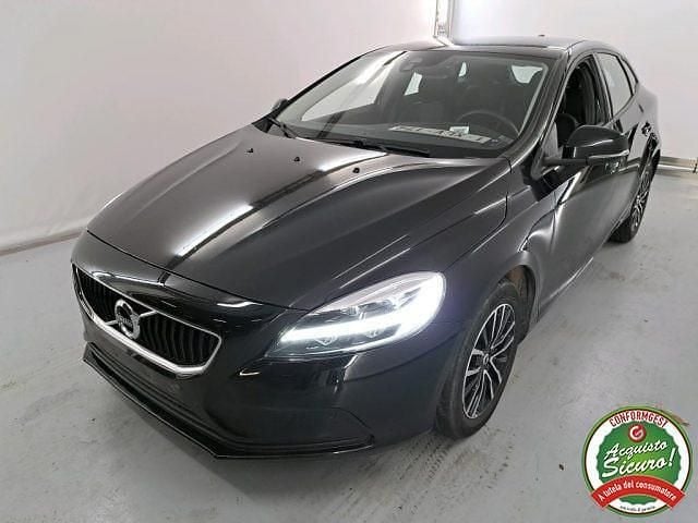 Nero Usata 2020 Volvo V40 Momentum Station wagon | 18.950 € (Cara) - Immagine 1/4