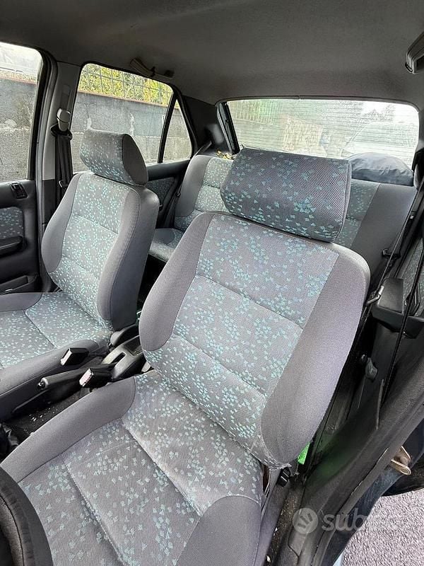 Usata Peugeot 306 88 CV (64 kW) 1997 Verde Berlina