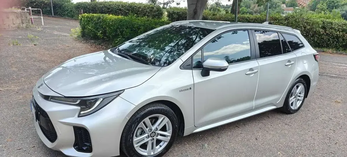 Usata Suzuki Swace 98 CV (72 kW) 2020 Argento Station wagon