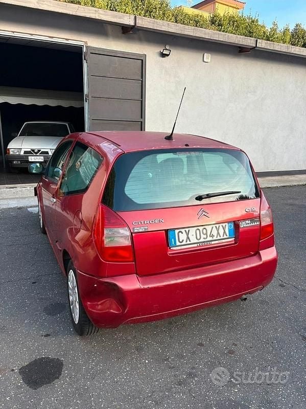 Usata Citroën C2 60 CV (44 kW) 2005 Rosso Utilitaria