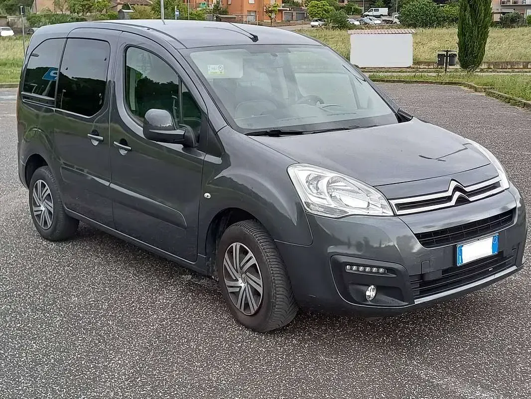 Usata Citroën e-Berlingo 110 CV (80 kW) 2018 Grigio Monovolume