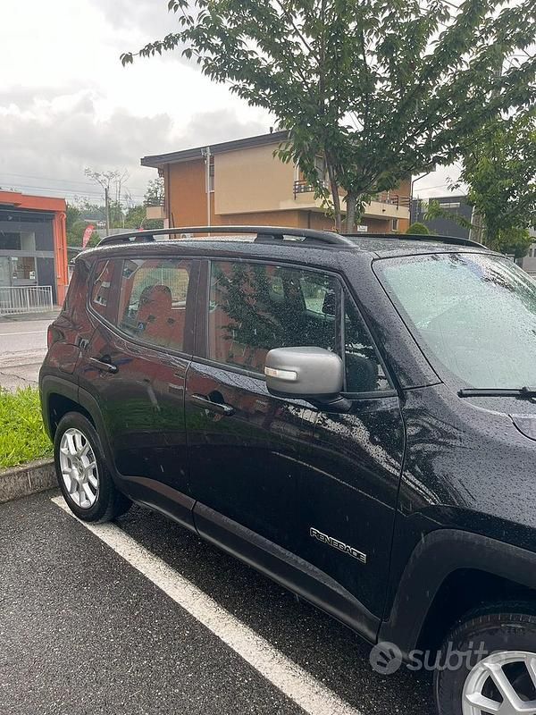 Usata Jeep Renegade Limited 120 CV (88 kW) 2021 Nero SUV