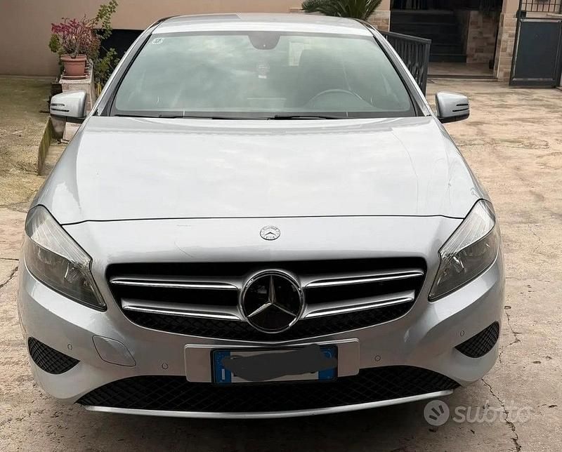 Usata Mercedes A180 2013 Grigio Utilitaria