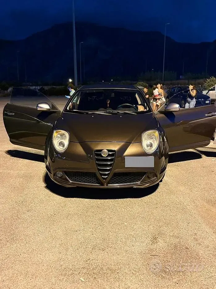 Usata Alfa Romeo MiTo 95 CV (69 kW) 2013 Marrone Utilitaria