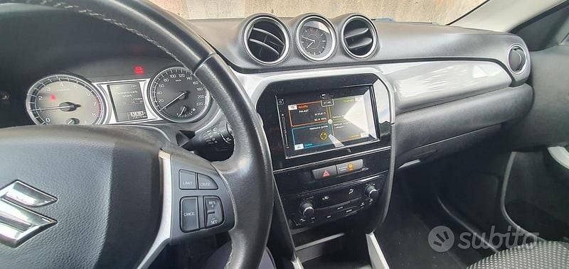 Usata Suzuki Vitara Cool 120 CV (88 kW) 2016 Bianco SUV