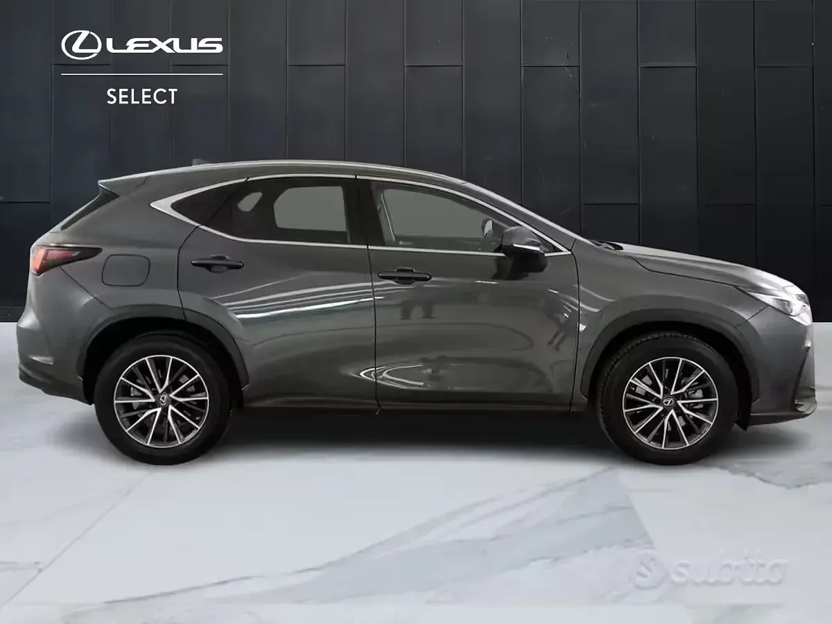 Usata Lexus NX450h+ 185 CV (136 kW) 2023 SUV