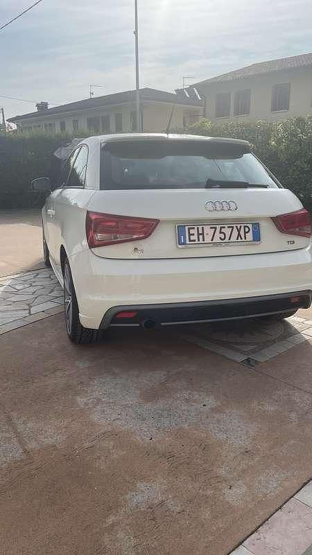 Usata Audi A1 Attraction 105 CV (77 kW) 2012 Utilitaria