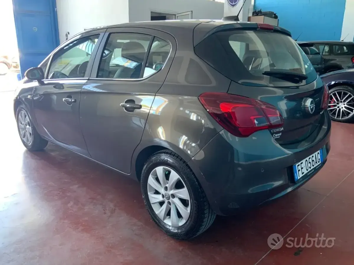 Usata Opel Corsa Cosmo 95 CV (69 kW) 2016 Grigio Utilitaria