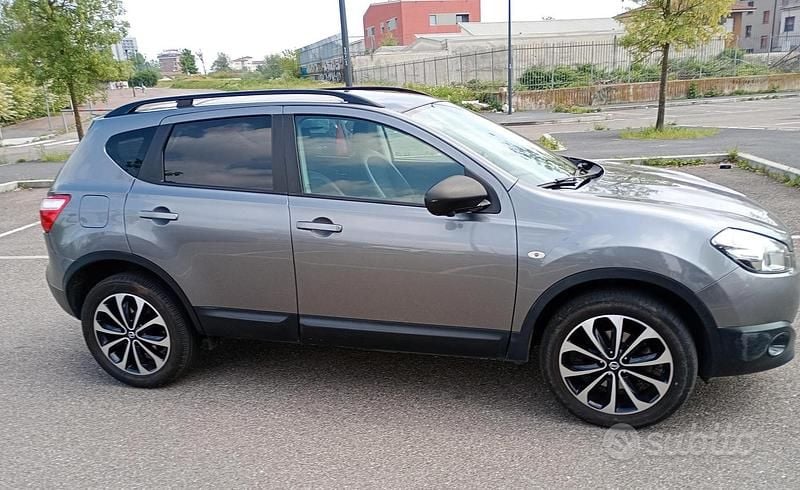 Usata Nissan Qashqai 131 CV (96 kW) 2014 Nero SUV
