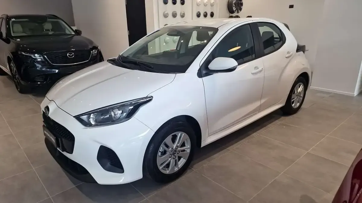 Nuova Mazda 2 Prime-Line 116 CV (85 kW) 2026 Other Utilitaria