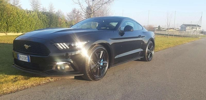 Usata Ford Mustang 317 CV (233 kW) 2018 Nero Coupé
