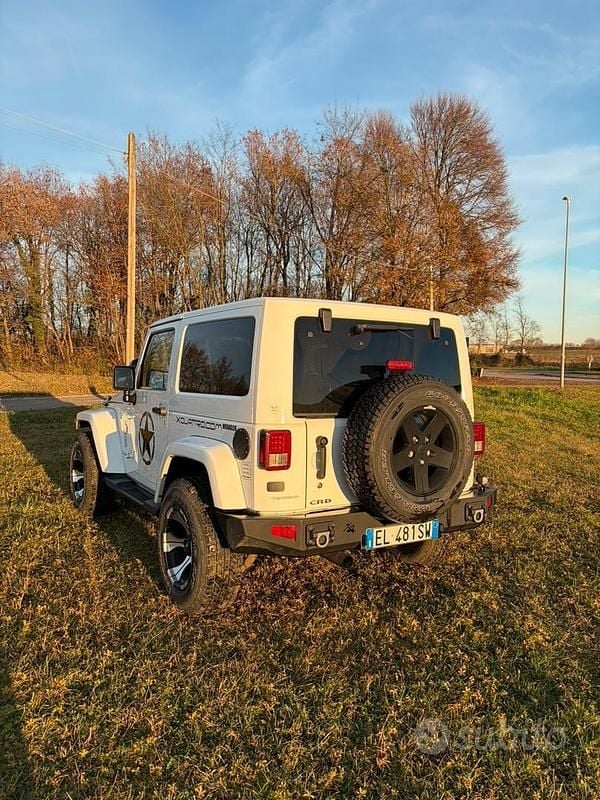 Usata Jeep Wrangler 200 CV (147 kW) 2012 Bianco SUV