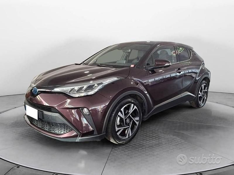 Usata Toyota C-HR Trend 122 CV (89 kW) 2022 Amethyst met SUV
