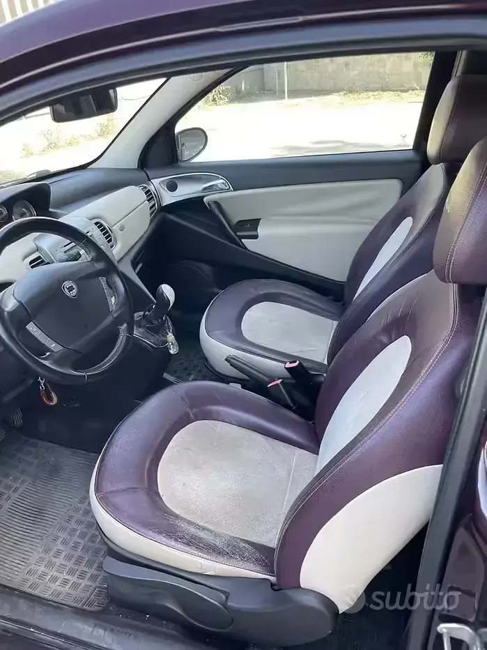 Usata Lancia Ypsilon 90 CV (66 kW) 2007 Utilitaria