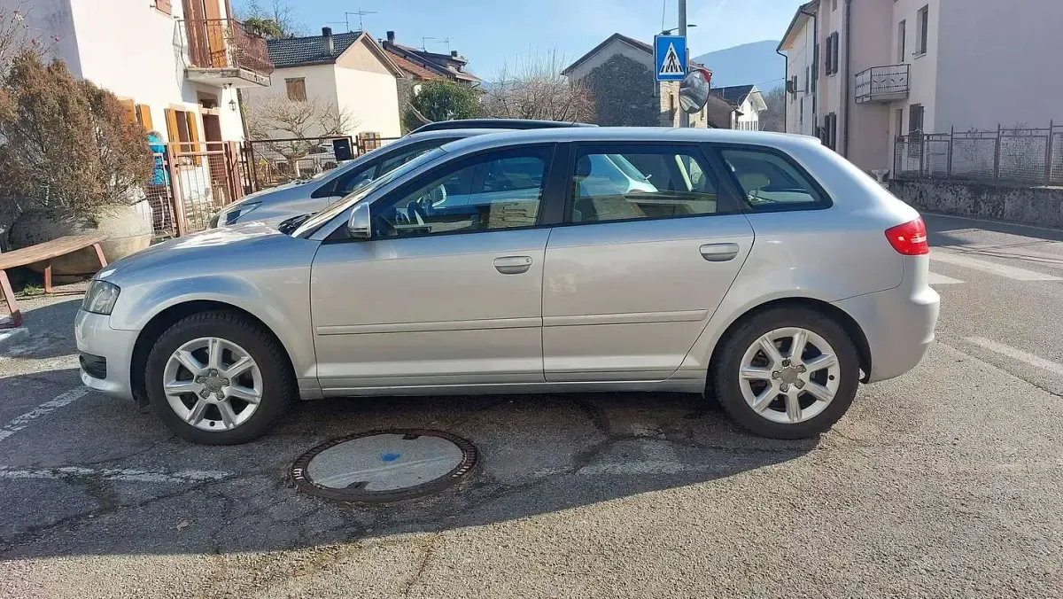 Usata Audi A3 Attraction 170 CV (125 kW) 2008 Argento Utilitaria