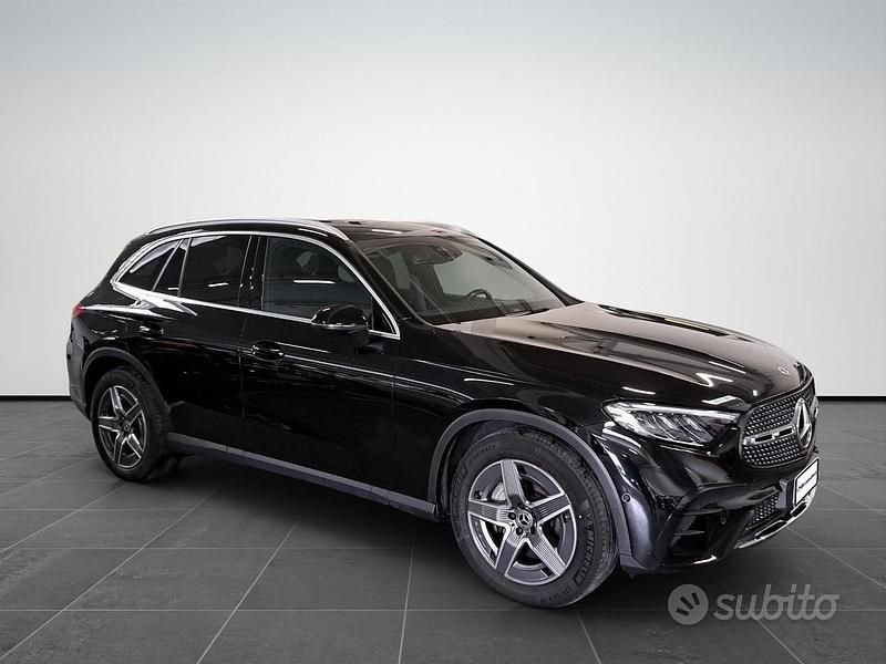Usata Mercedes GLC220 AMG Line Premium Plus 197 CV (144 kW) 2023 Nero SUV